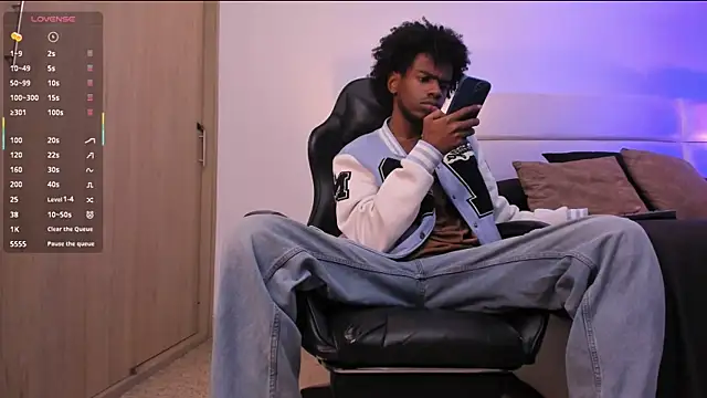 AllexJacob online show from January 2026 01:05:01 PM