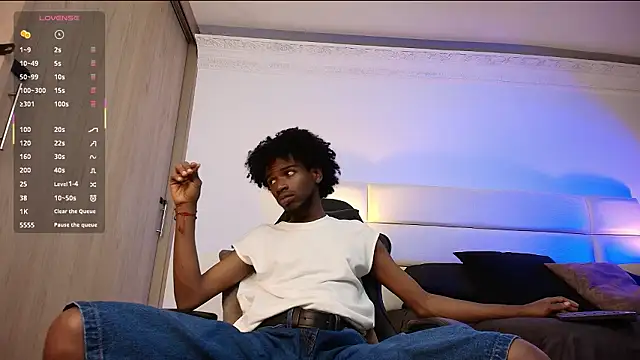 Snapshot of AllexJacob chatting on January 2026 01:37:02 PM AllexJacob online show from January 2026 01:37:02 PM