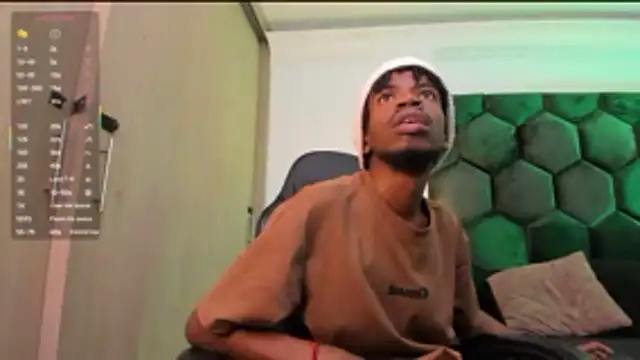 Snapshot of AllexJacob chatting on February 2026 01:29:01 PM AllexJacob online show from February 2026 01:29:01 PM