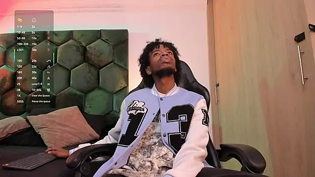 Snapshot of AllexJacob chatting on February 2026 01:10:01 PM AllexJacob online show from February 2026 01:10:01 PM