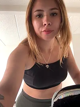 Snapshot of IamCatalina888 chatting on September 2025 04:54:01 PM IamCatalina888 online show from September 2025 04:54:01 PM