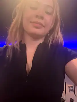 Snapshot of IamCatalina888 chatting on September 2025 07:41:01 PM IamCatalina888 online show from September 2025 07:41:01 PM