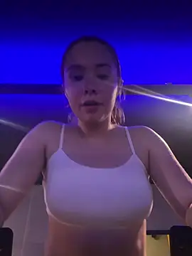 Snapshot of IamCatalina888 chatting on October 2025 08:41:01 PM IamCatalina888 online show from October 2025 08:41:01 PM