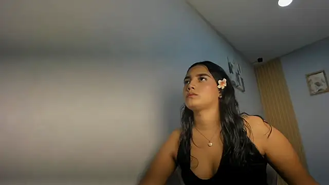 Snapshot of Dakota_x18 chatting on February 2026 07:50:02 PM Dakota x18 online show from February 2026 07:50:02 PM