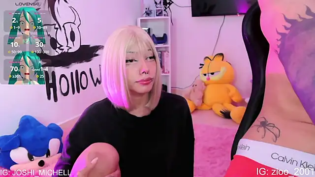 Everlong  online show from December 2025 09:13:02 PM