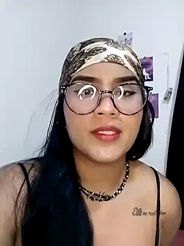 Renata Zoe online show from September 2025 01:06:01 AM