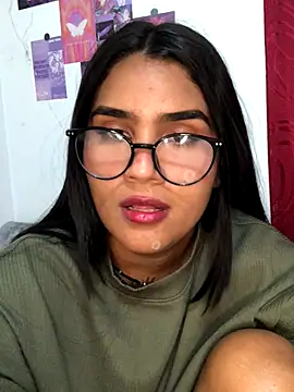 Renata Zoe online show from November 2025 02:01:02 AM