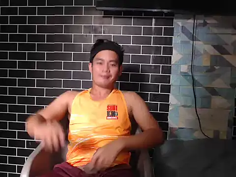 Newt4U online show from November 2025 02:17:02 AM