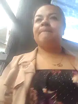 Snapshot of Amalia-sm chatting on October 2025 03:43:01 PM Amalia-sm online show from October 2025 03:43:01 PM