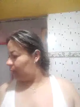 Snapshot of Amalia-sm chatting on October 2025 01:45:02 PM Amalia-sm online show from October 2025 01:45:02 PM