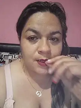 Snapshot of Amalia-sm chatting on October 2025 03:18:02 AM Amalia-sm online show from October 2025 03:18:02 AM