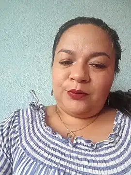 Snapshot of Amalia-sm chatting on October 2025 09:24:02 PM Amalia-sm online show from October 2025 09:24:02 PM