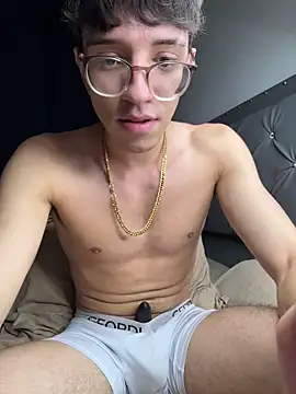 arthurdavies online show from October 2025 04:36:01 AM