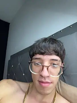 arthurdavies online show from November 2025 03:38:01 AM