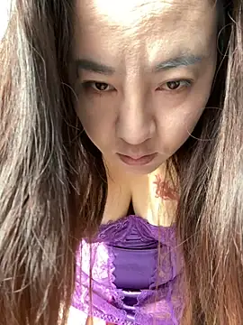 Kayla-love online show from November 2025 12:44:01 AM