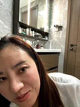 Kayla-love online show from November 2025 02:28:02 PM