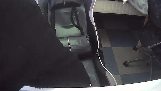 Snapshot of suzullll chatting on February 2026 05:14:02 AM suzullll online show from February 2026 05:14:02 AM