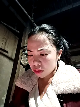 tulipsexy online show from December 2025 11:12:01 PM