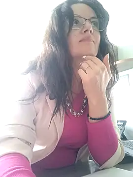 ValeriaLove43211 online show from September 2025 11:26:01 AM