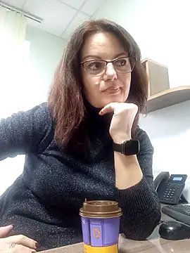 ValeriaLove43211 online show from November 2025 08:15:01 AM