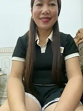 Snapshot of Milky-milk chatting on June 2026 02:17:02 PM Milky-milk online show from June 2026 02:17:02 PM