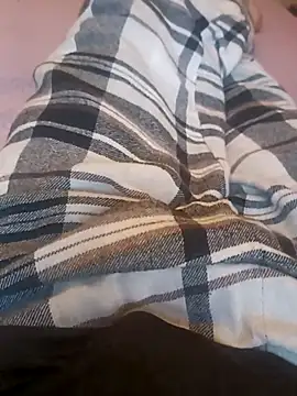 Snapshot of mr_dream89 chatting on December 2025 08:41:02 AM mr dream89 online show from December 2025 08:41:02 AM