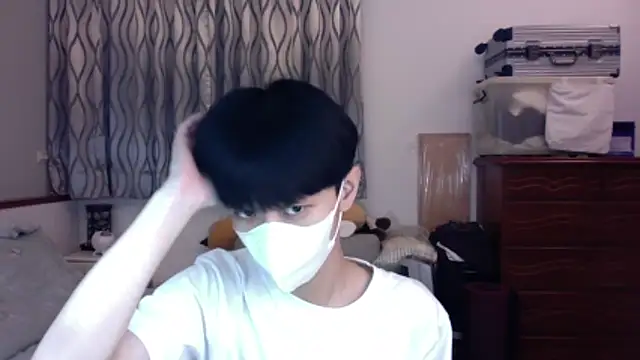 kai101010 online show from December 2025 02:37:01 PM