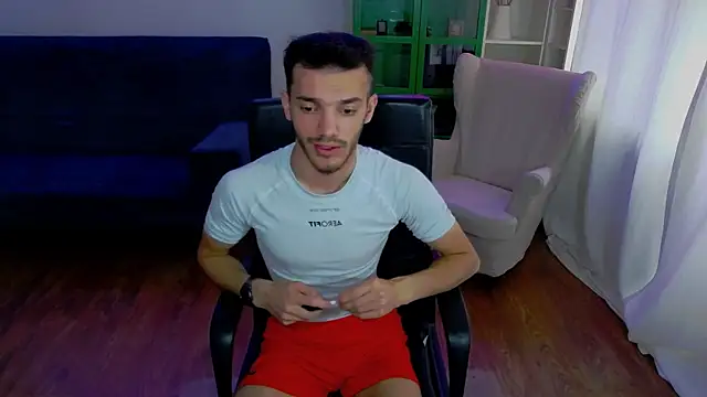 DominicValente online show from October 2025 11:39:02 AM