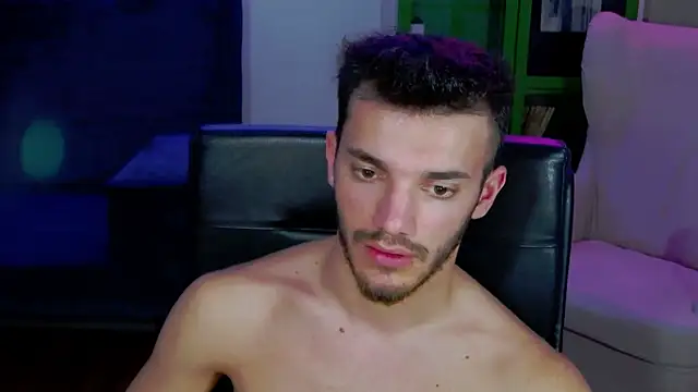 DominicValente online show from November 2025 09:48:01 PM