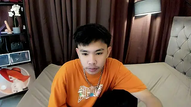 UncensoredCock online show from November 2025 05:37:02 PM