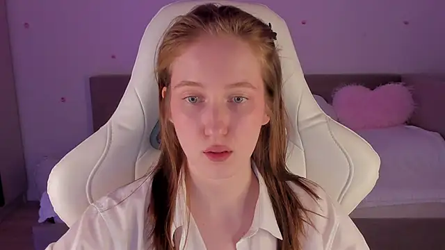 CrystalSoul  online show from November 2025 09:14:01 PM