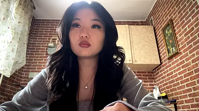 EmmaLeexth online show from April 2026 11:41:02 AM