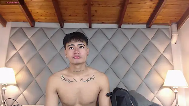 Clement Reyes online show from October 2025 01:08:02 PM