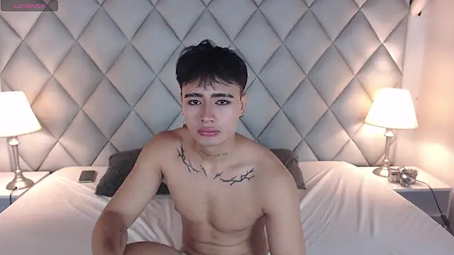 Clement Reyes online show from October 2025 01:21:01 PM