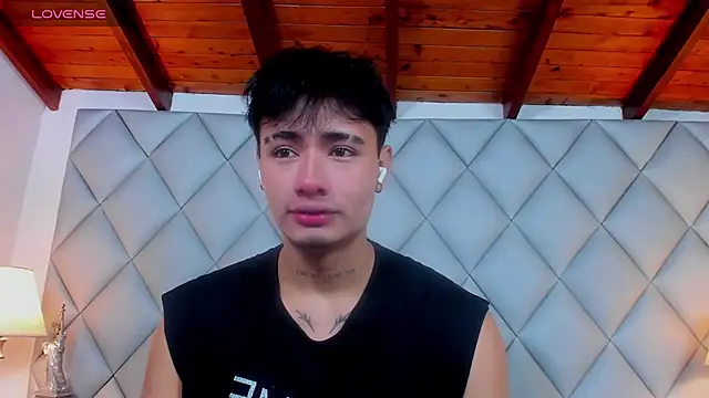 Clement Reyes online show from December 2025 12:47:02 PM