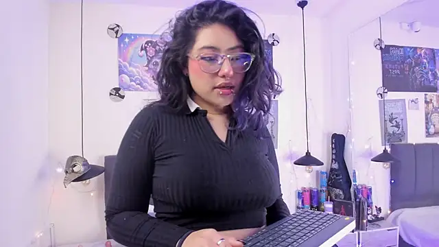 SabrinaV  online show from July 2026 11:27:01 AM