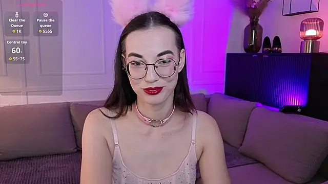 EmmaJakson online show from September 2025 02:11:01 PM