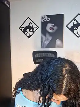 Lina 444 online show from April 2026 12:39:01 AM