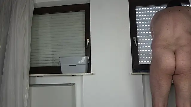 hiddenman87 online show from September 2025 09:16:01 PM