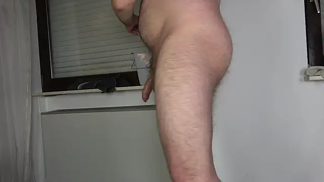 hiddenman87 online show from October 2025 07:53:01 PM