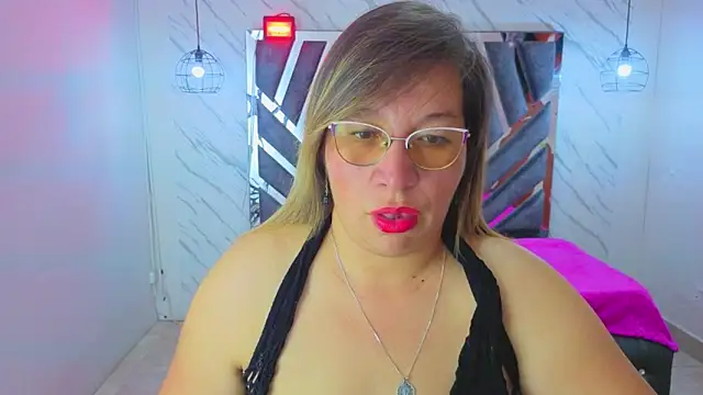 MaylinRosse  online show from May 2026 06:58:01 PM