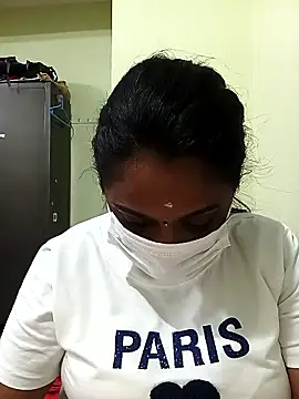 queendivya online show from October 2025 02:02:01 PM