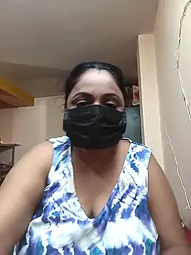 Snapshot of queendivya chatting on February 2026 05:33:02 AM queendivya online show from February 2026 05:33:02 AM