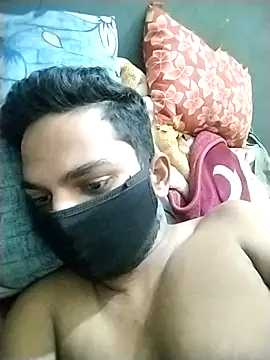 VickyMonster5 online show from October 2025 07:34:01 PM