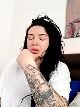 Snapshot of mariabloom9 chatting on October 2025 10:02:01 AM mariabloom9 online show from October 2025 10:02:01 AM