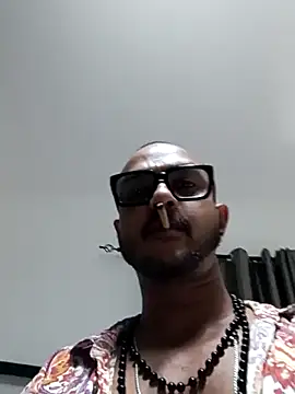 LVEZEX online show from September 2025 07:23:01 AM