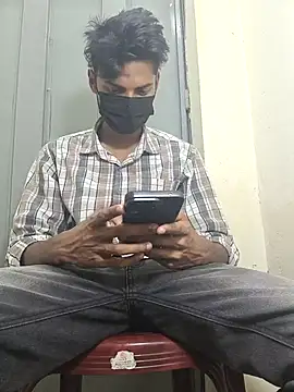 crish09 online show from July 2026 10:32:02 AM