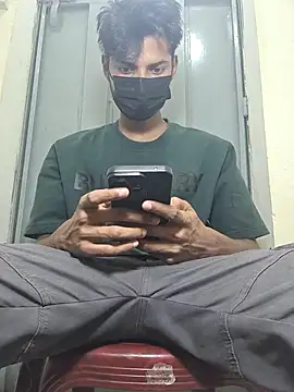 crish09 online show from July 2026 11:47:01 AM