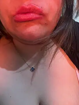 Snapshot of Heidaa chatting on February 2026 04:18:02 AM Heidaa online show from February 2026 04:18:02 AM