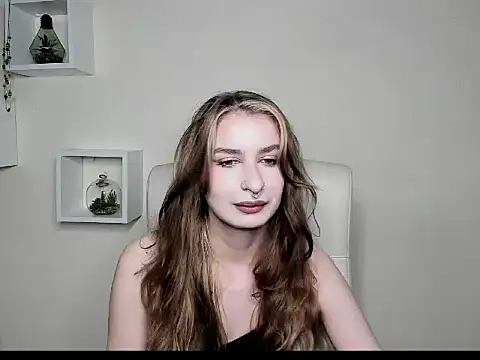 NinaBlond1 online show from October 2025 05:51:01 AM